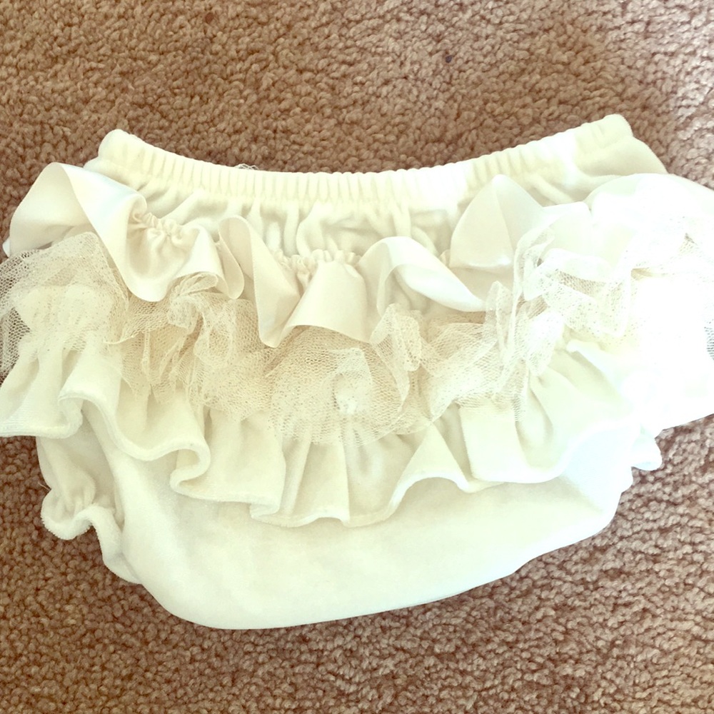 Baby girl ruffle bottom bloomers